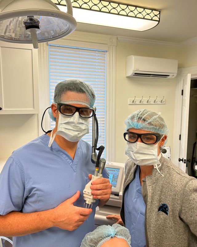 Dr. Garcia & Dr. Surowitz have been loving our @rohreraesthetics fractionated co2 laser. This laser removes uneven pigmentation, diminishes fine lines and wrinkles, and tightens skin.

📱Call us at 980-949-6544 to schedule your consultation to see if you would be a good candidate for the co2 laser.✨

#dilworthfacialplastics #co2laser #co2laserresurfacing