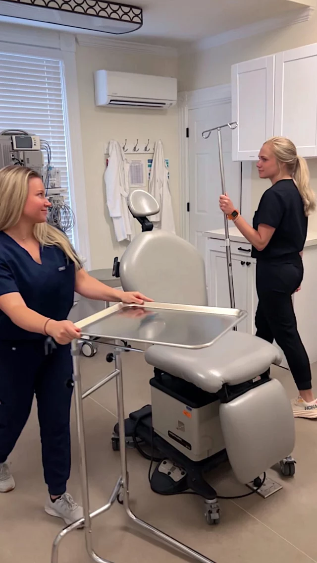 currently accepting content ideas… and patients 💉🧖🏼‍♀️

#aestheticnurse #botoxlife #dilworthfacialplastics #injectables #nurseinjector #skincarehumor #funnyreels #botoxcharlotte #dermalfillers #aestheticsclinic #nursehumor #selfcarejourney #vacationmode #behindthescenes #reelsfunny