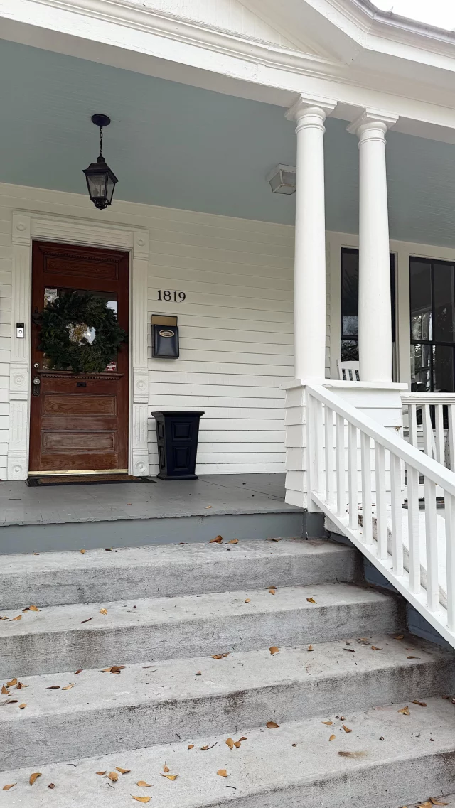 Scrubbed in with the Doctors 🎥✨
Ever wonder where fat is taken from during a fat transfer? Dr. Garcia and Dr. Surowitz break down the most common donor areas and how that fat is safely used to restore volume in other places. It’s all about precision, balance, and natural-looking results.

Save this if you love behind-the-scenes surgery content & follow along for more Scrubbed In episodes.

fat transfer procedure, fat grafting explained, where fat is taken for fat transfer, liposuction donor areas, cosmetic surgery education, plastic surgery reels, scrubbed in series, behind the scenes surgery, body contouring procedure, facial fat transfer, aesthetic medicine content, plastic surgeon tips, med spa education, surgery explained reels, Charlotte plastic surgery